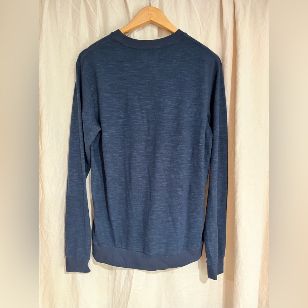 Hayden Yoo men’s small light weight sweater